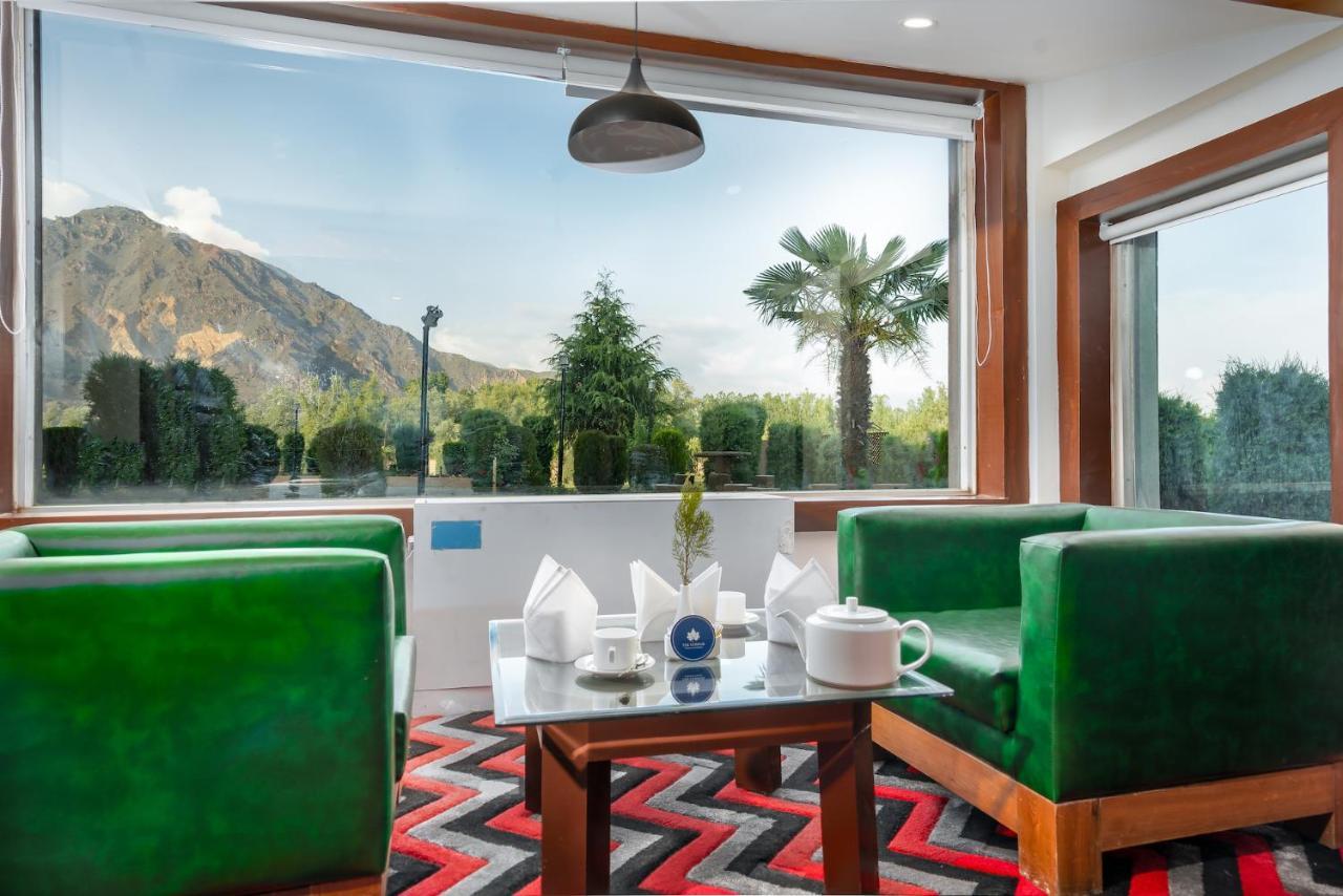 The Chinar Srinagar Otel Dış mekan fotoğraf