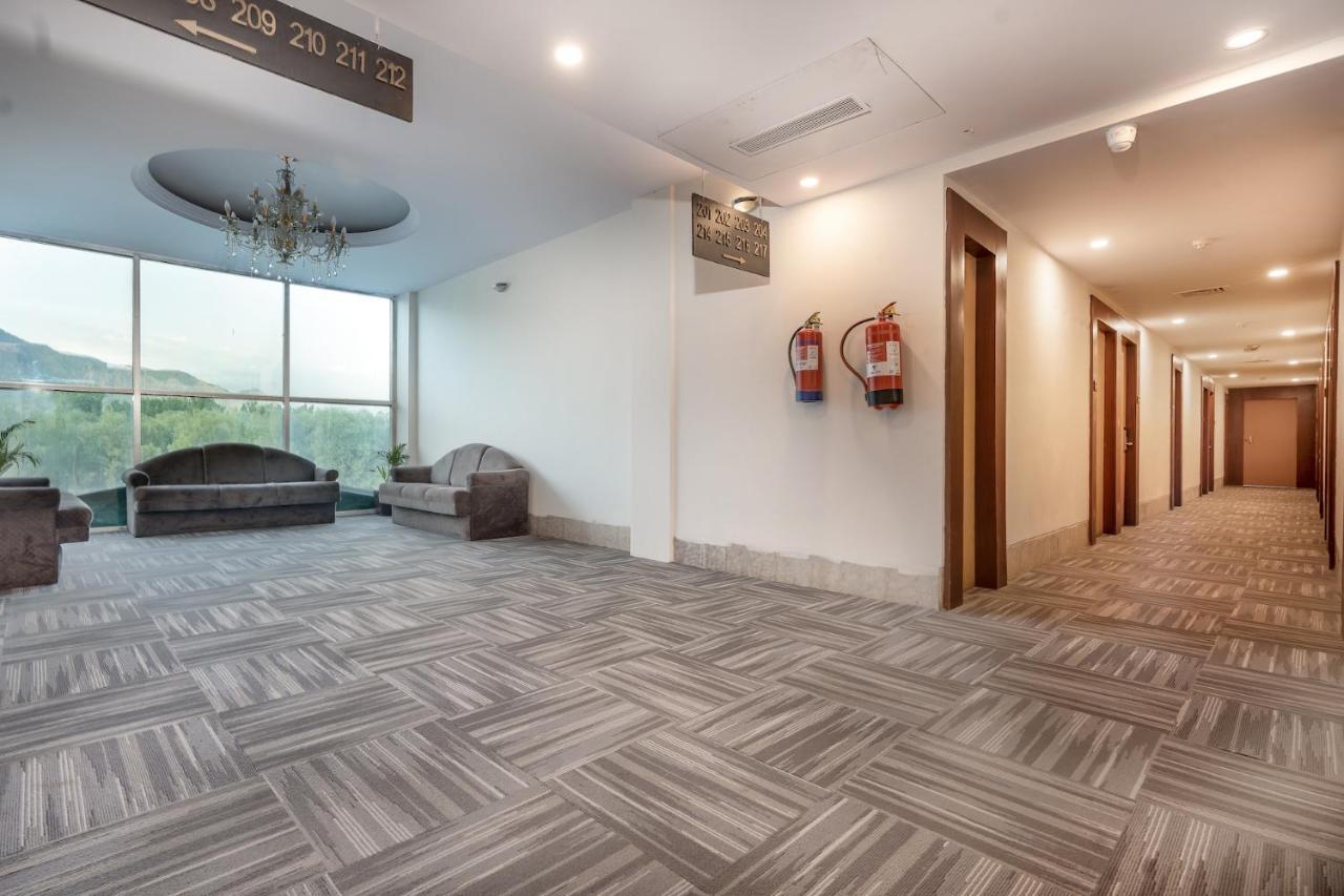 The Chinar Srinagar Otel Dış mekan fotoğraf